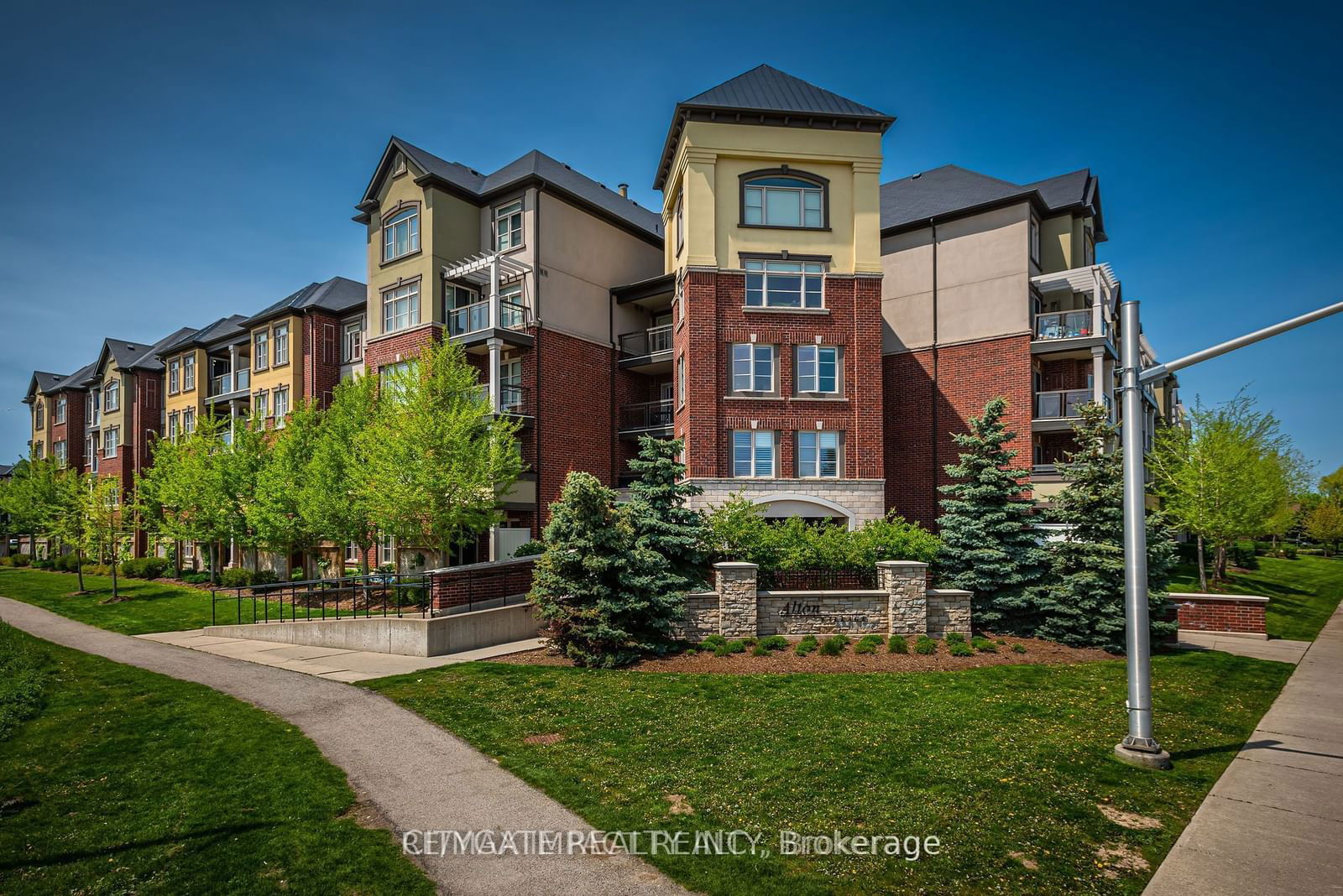 3060 Rotary Way, unit 413 for sale