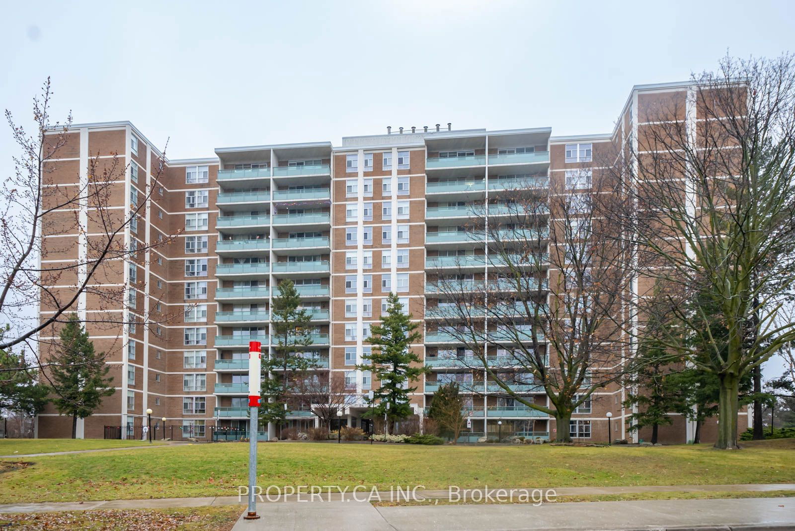 Golden Gate Condos, Etobicoke, Toronto