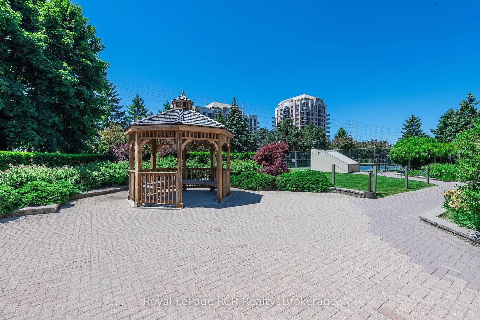 700 Constellation Dr, unit 209 for sale