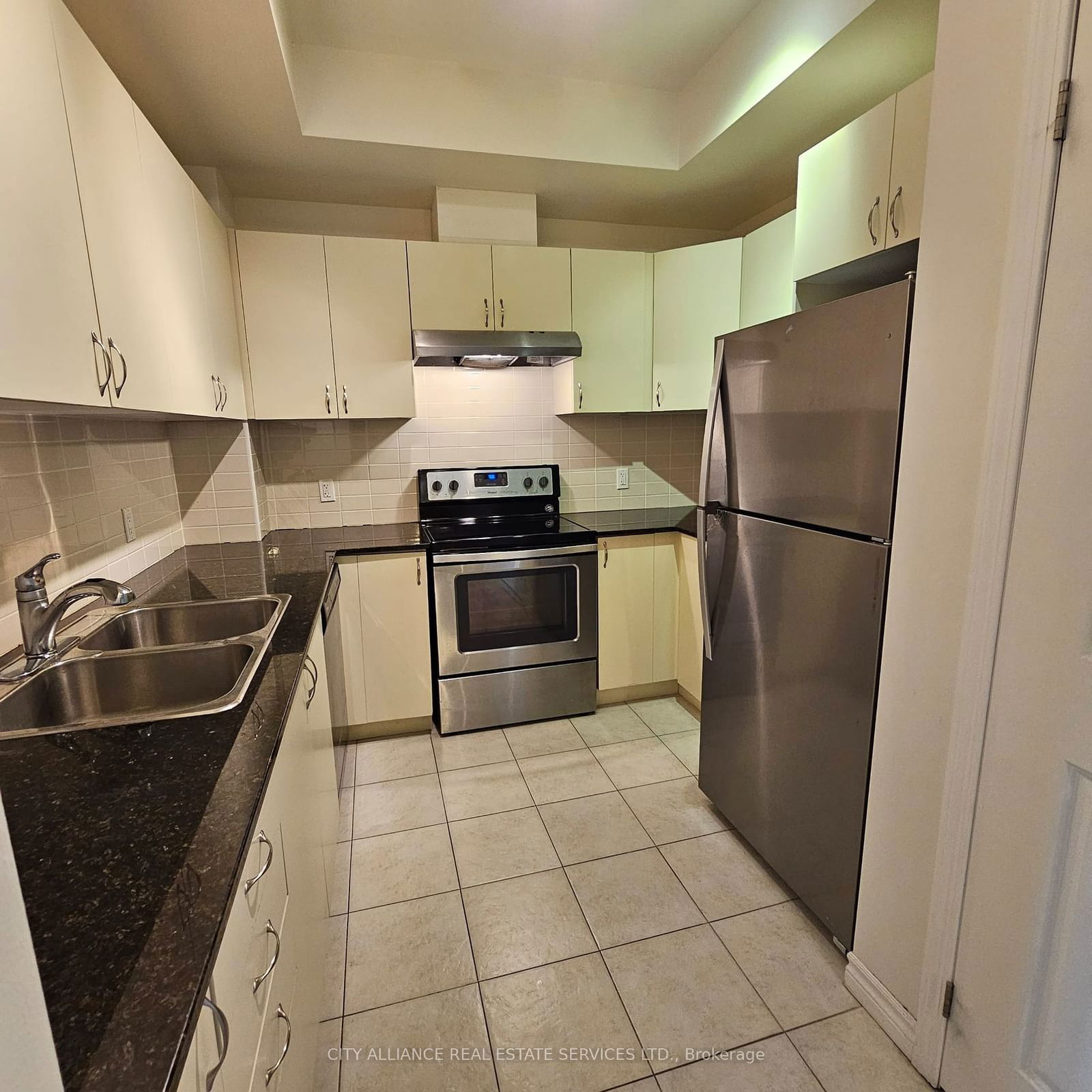 2522 Keele St, unit 512 for sale