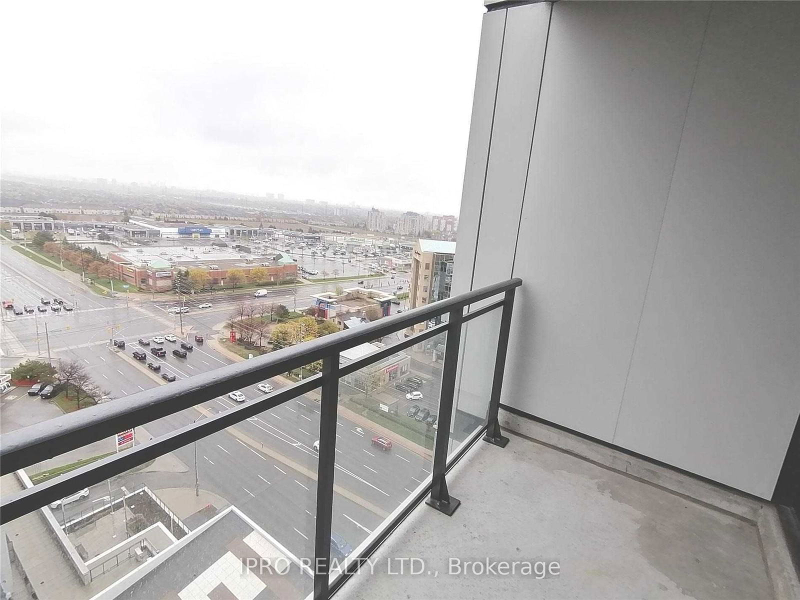 75 Eglinton Ave W, unit 1501 for rent