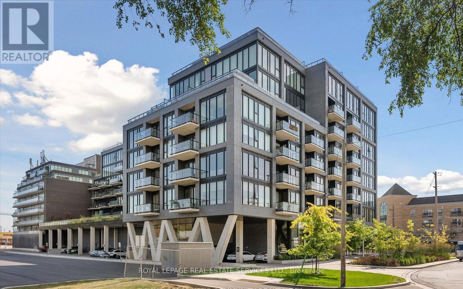 Queensway Park Condos, Etobicoke, Toronto