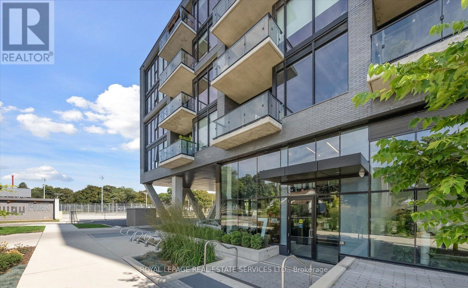 Queensway Park Condos, Etobicoke, Toronto