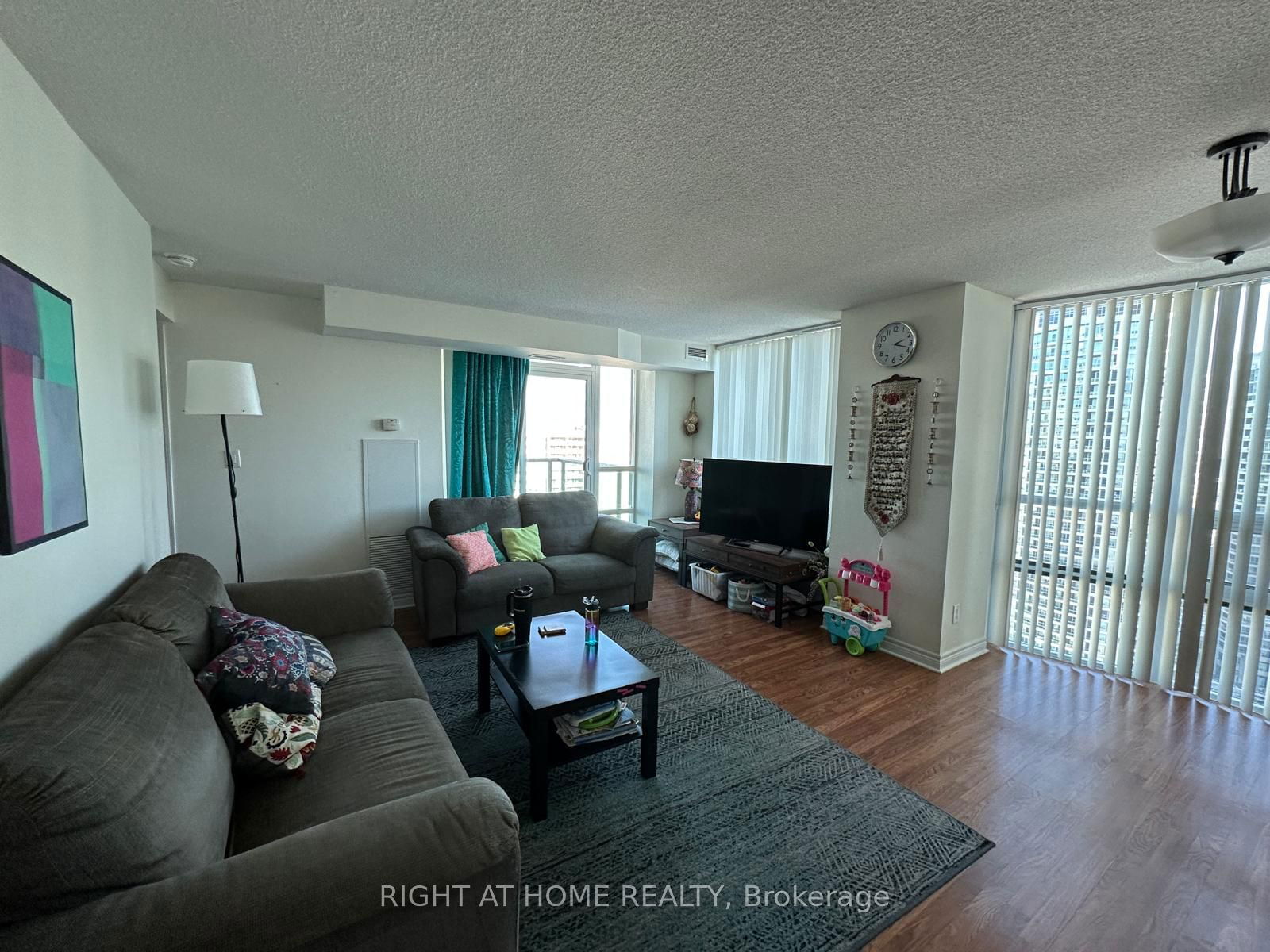 208 Enfield Pl, unit 2503 for rent