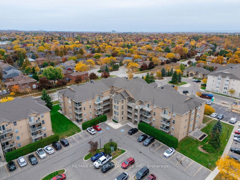 1460 Bishops Gate, unit 103 for sale