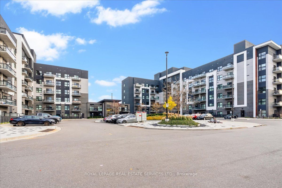 102 GROVEWOOD COMMON, unit 535 for sale