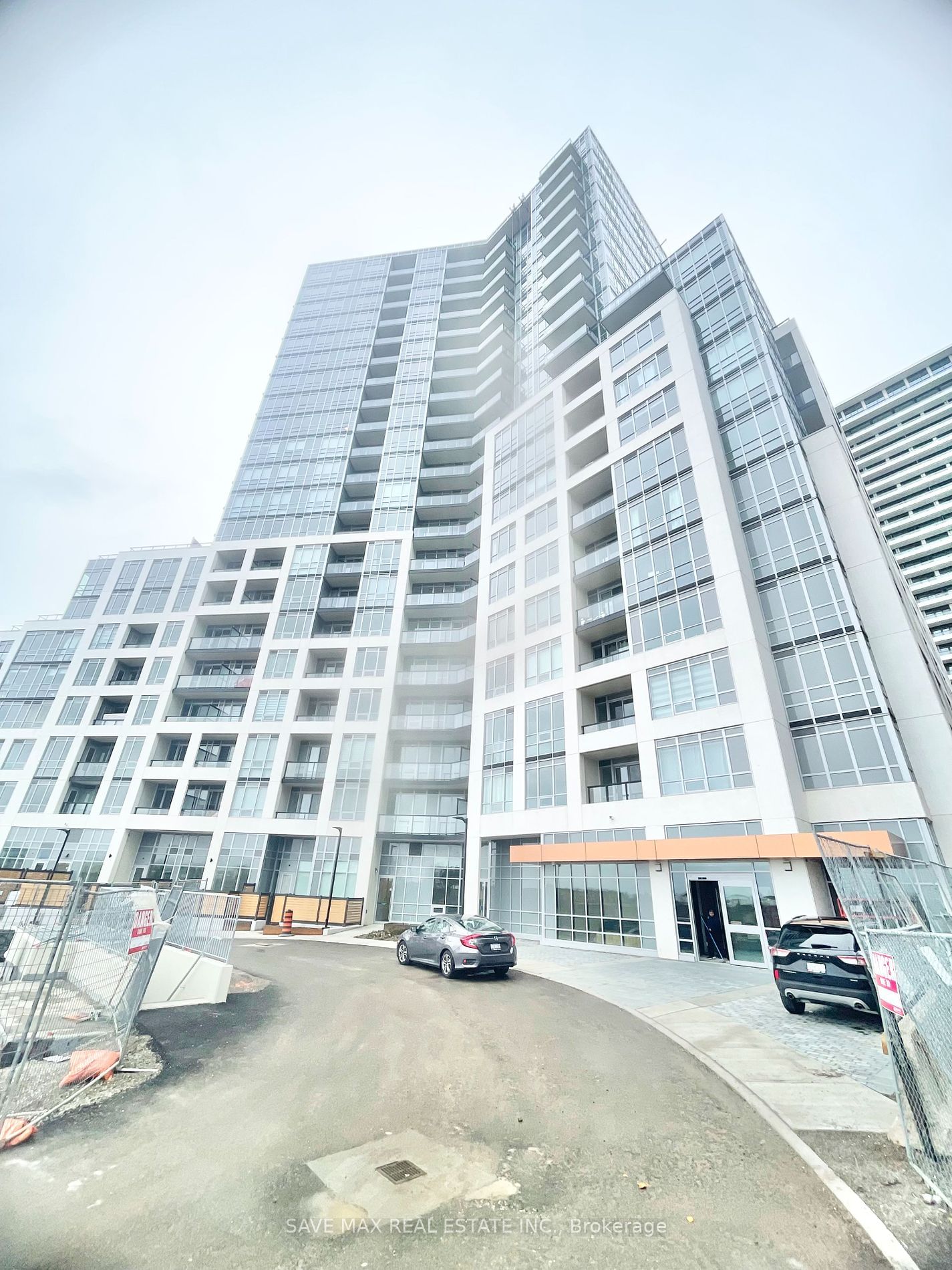 225 Malta Ave, unit 102 for rent