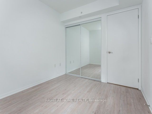 830 Lawrence Ave W, unit 323 for rent