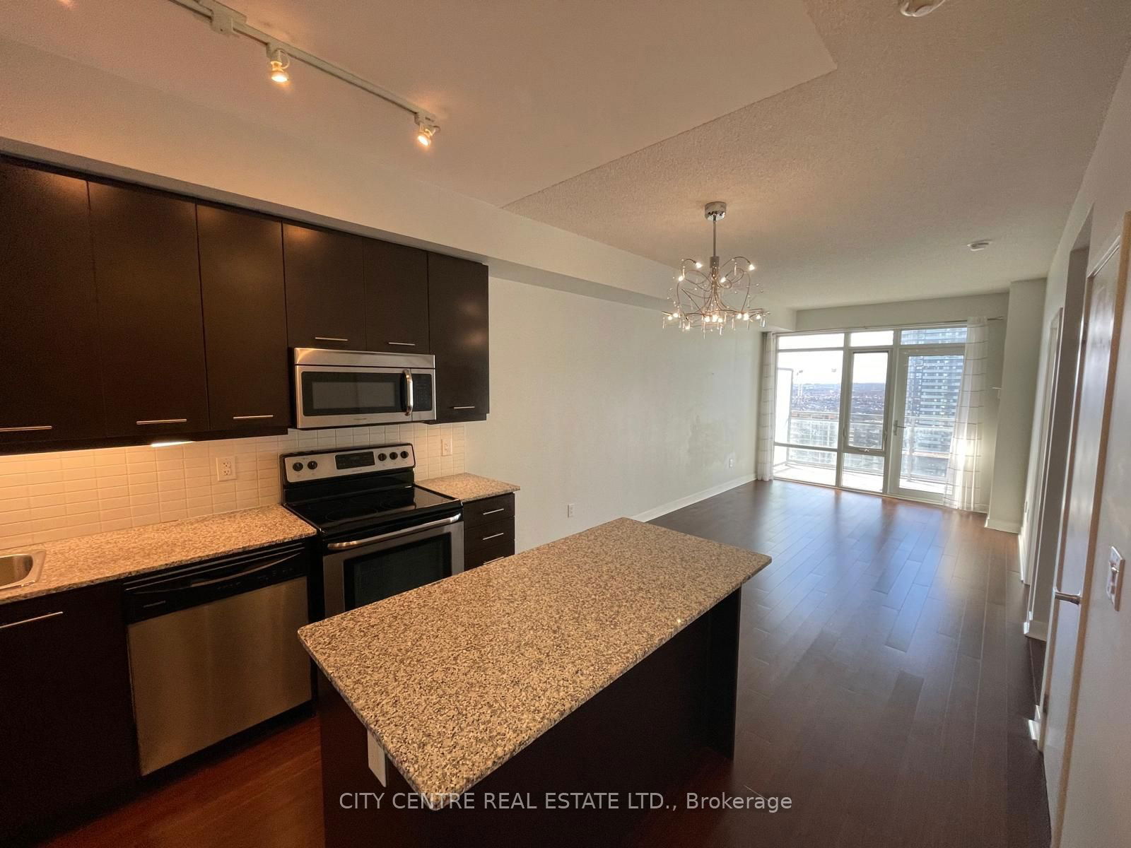 365 Prince Of Wales Dr, unit 2007 for rent