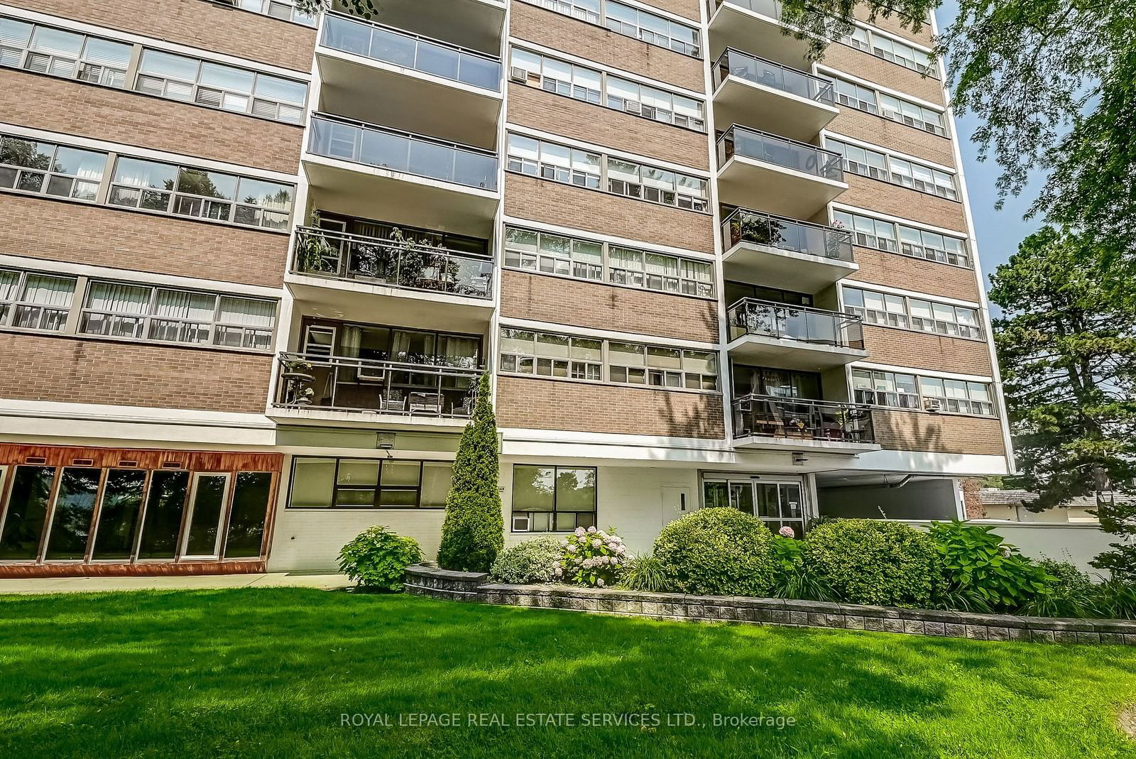 Arbour Glen Condos, Oakville, Toronto