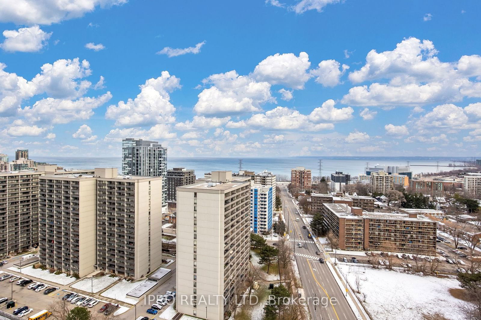 Strata Condos, Burlington, Toronto