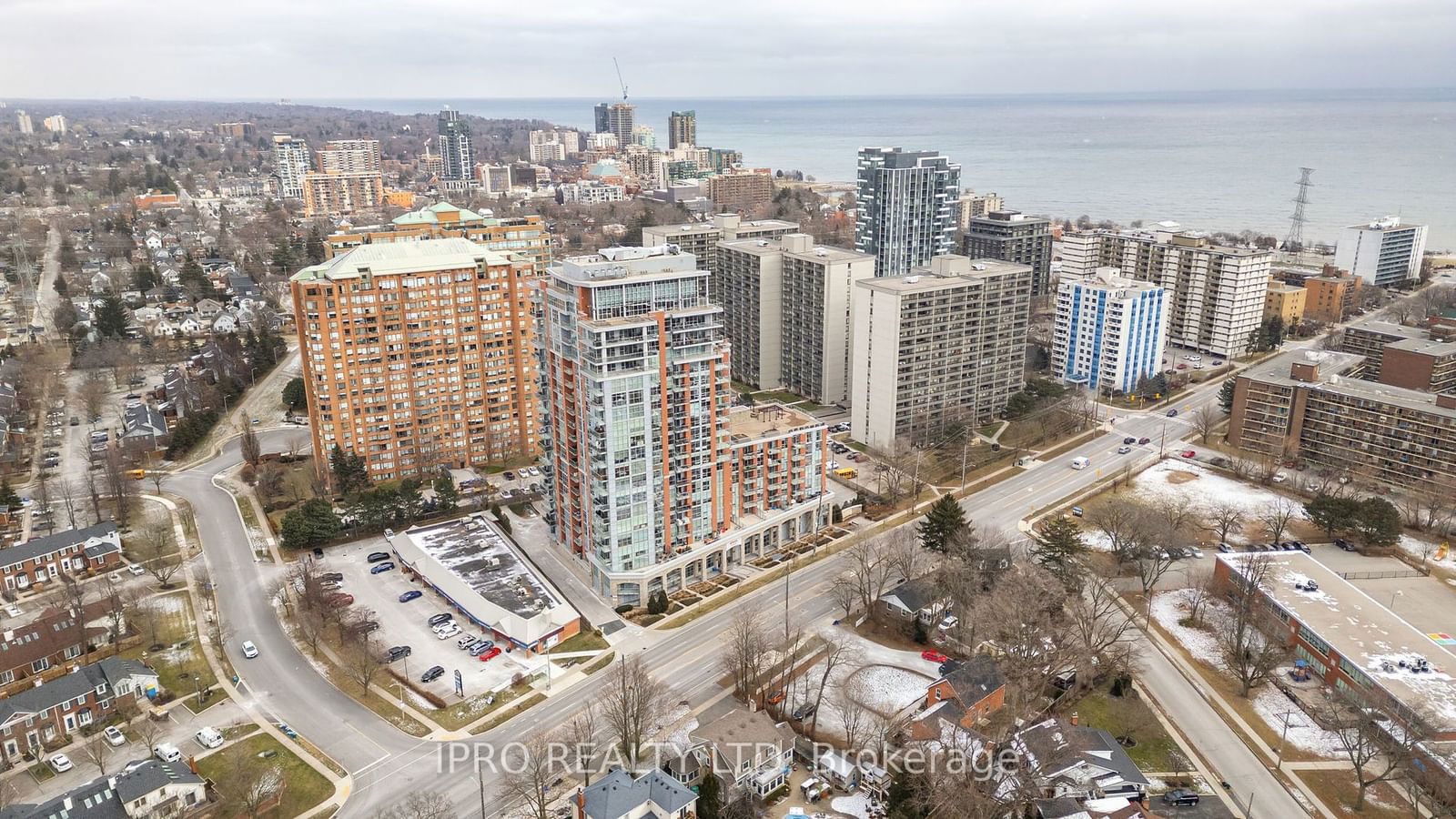 Strata Condos, Burlington, Toronto