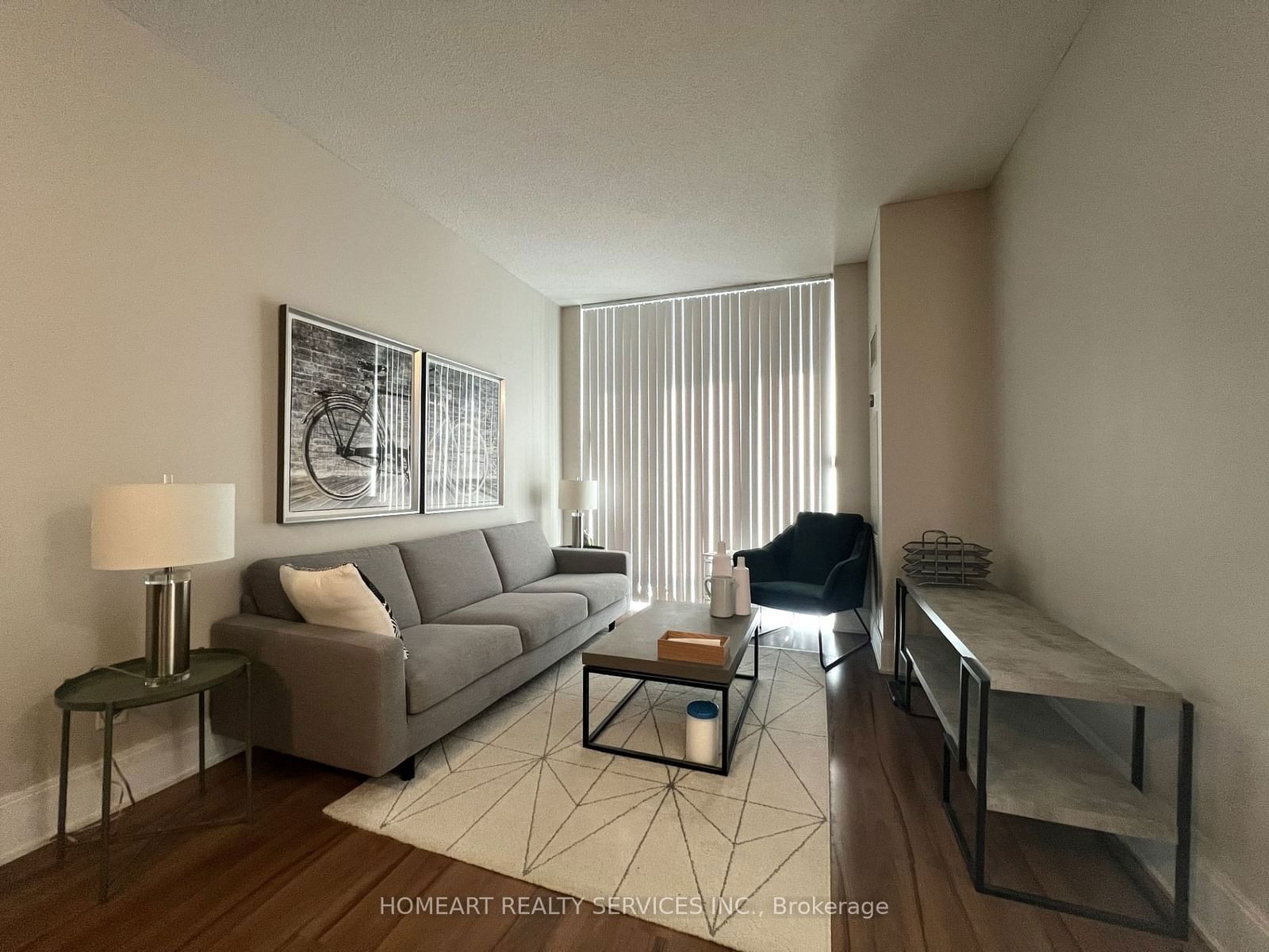 330 Burnhamthorpe Rd W, unit 1501 for rent