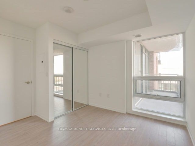 830 Lawrence Ave W, unit 1405 for rent