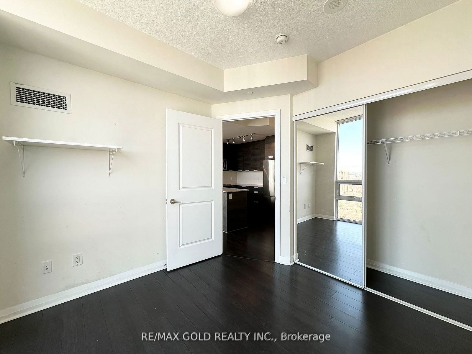 5033 Four Springs Ave, unit 2017 for rent