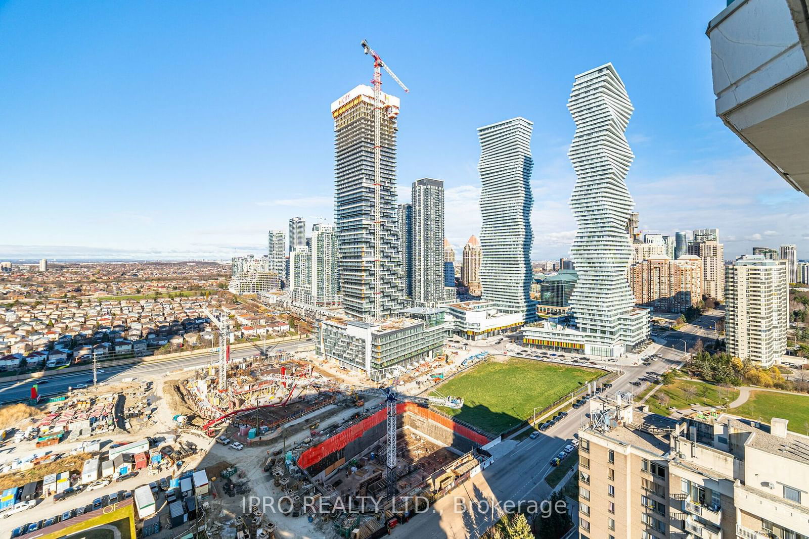 Phoenix Condos, Mississauga, Toronto