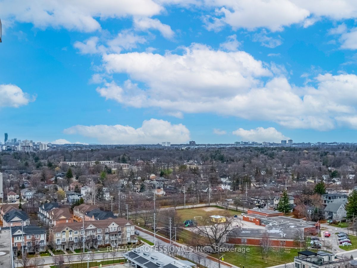 1 Hurontario St, unit 1704 for rent