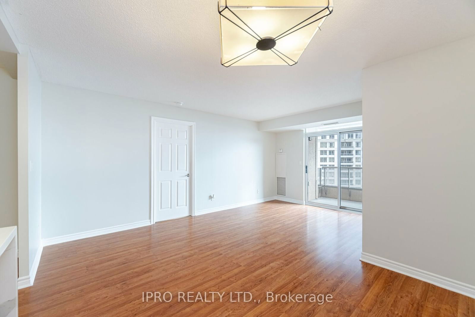 3888 Duke Of York Blvd, unit 2431 for sale