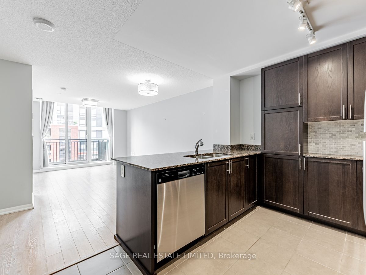 830 Lawrence Ave W, unit 833 for rent