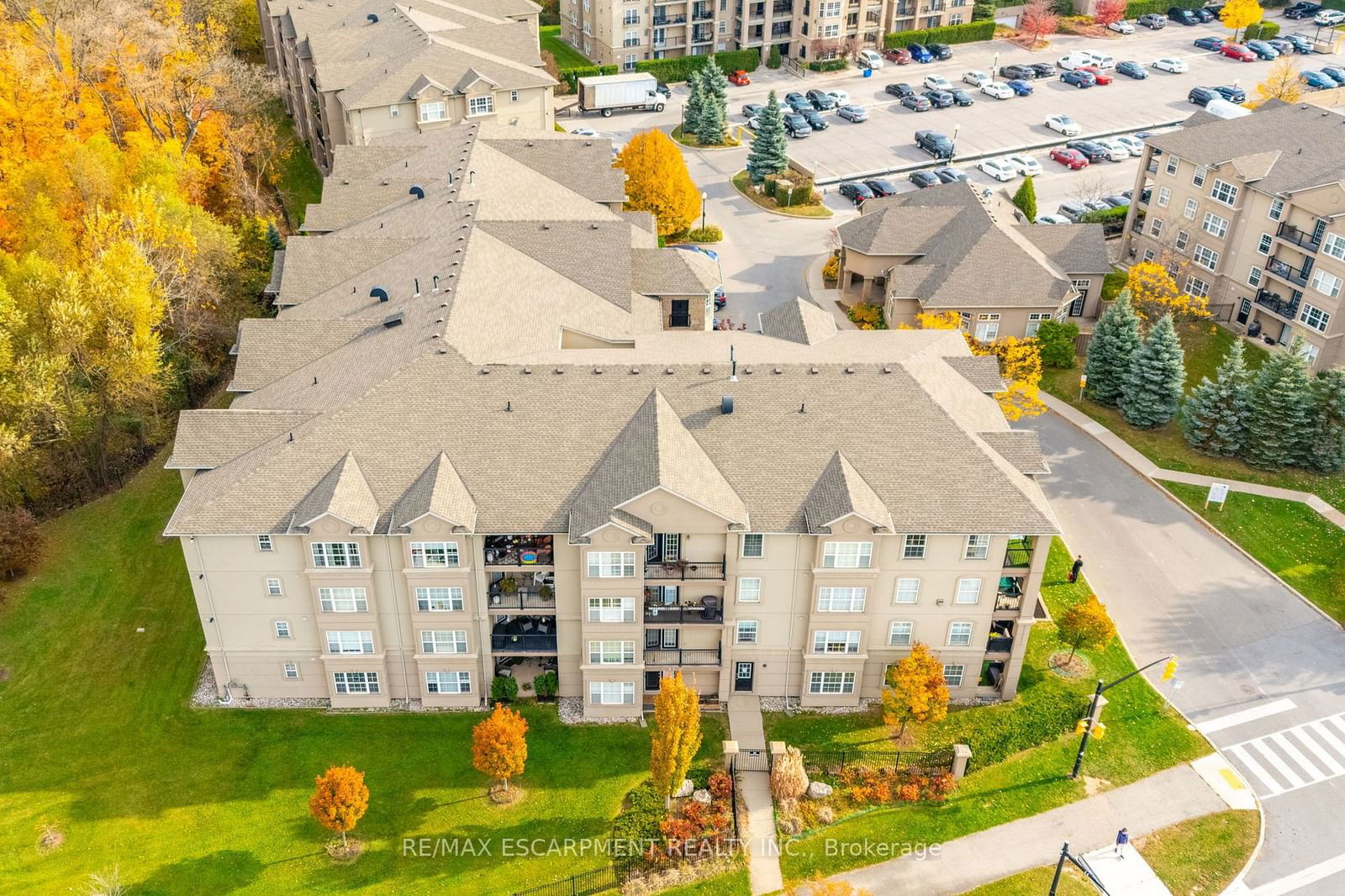 Orchard Uptown III Condos, Burlington, Toronto