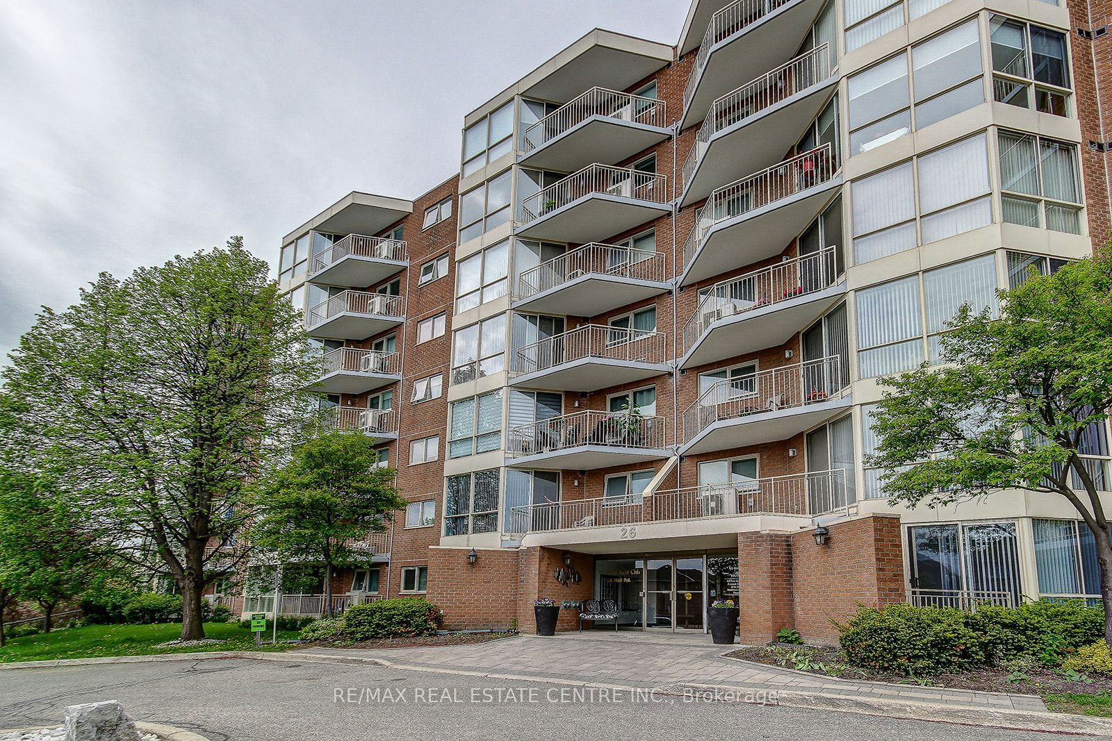 Royal Ascot Condos, Halton Hills, Toronto