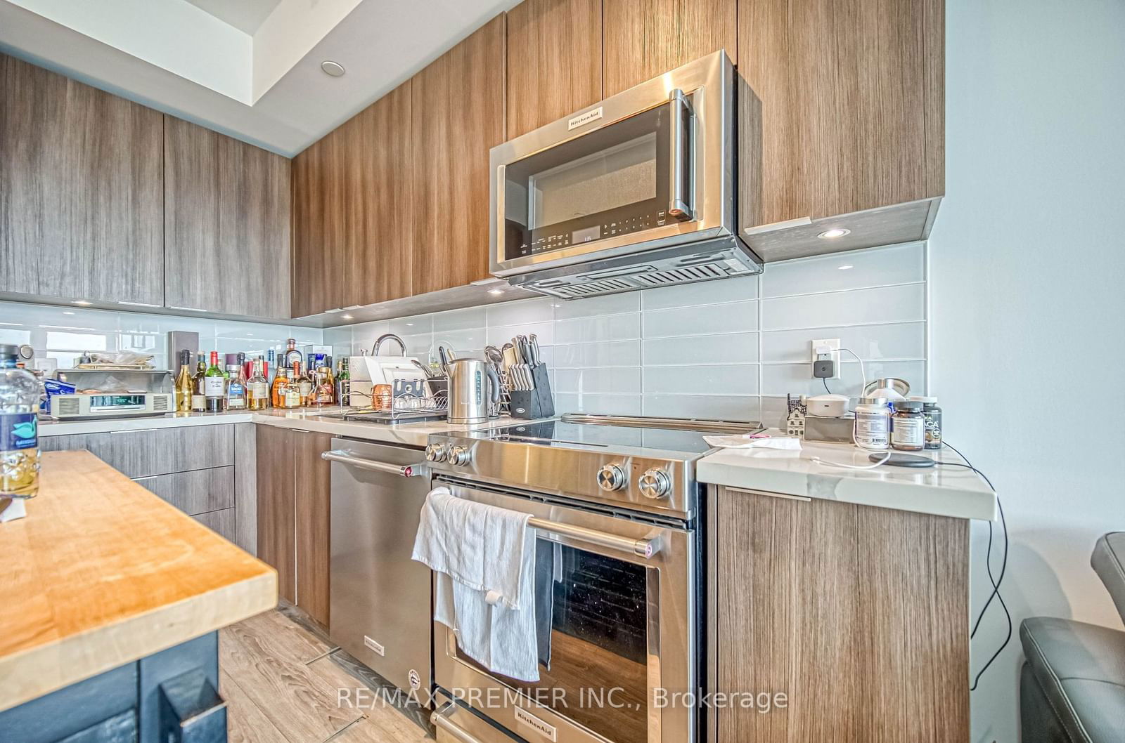 30 Shore Breeze Dr, unit 2712 for sale