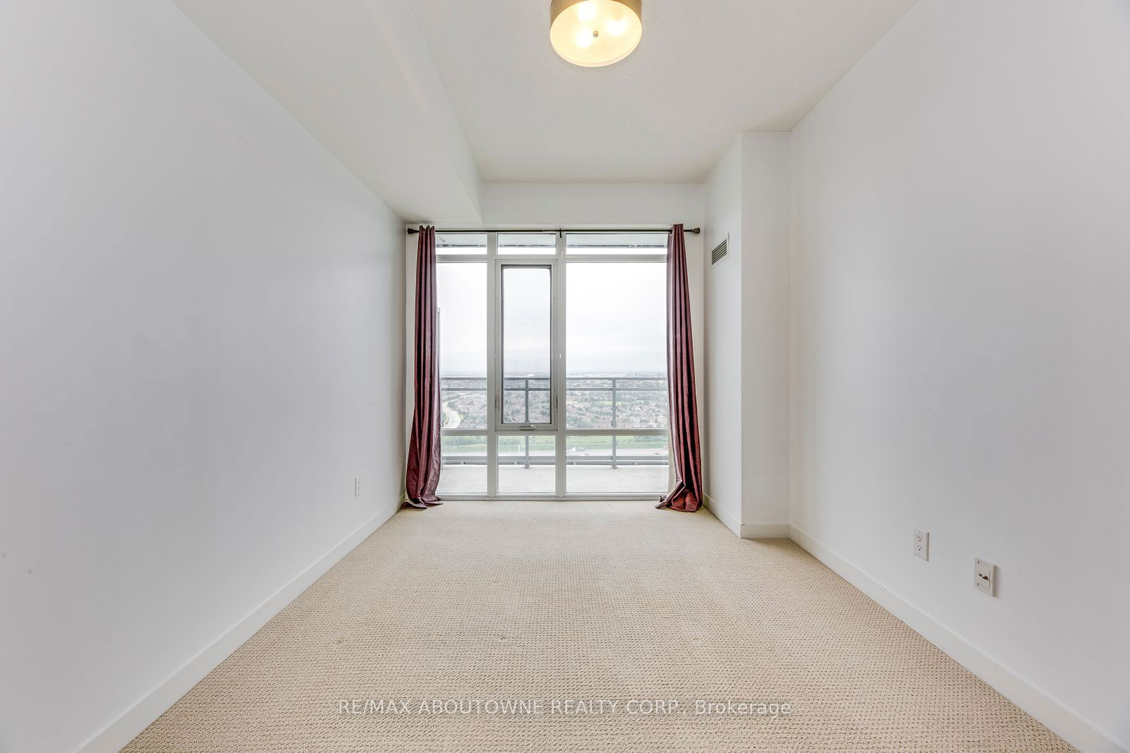 360 Square One Dr, unit 2909 for rent