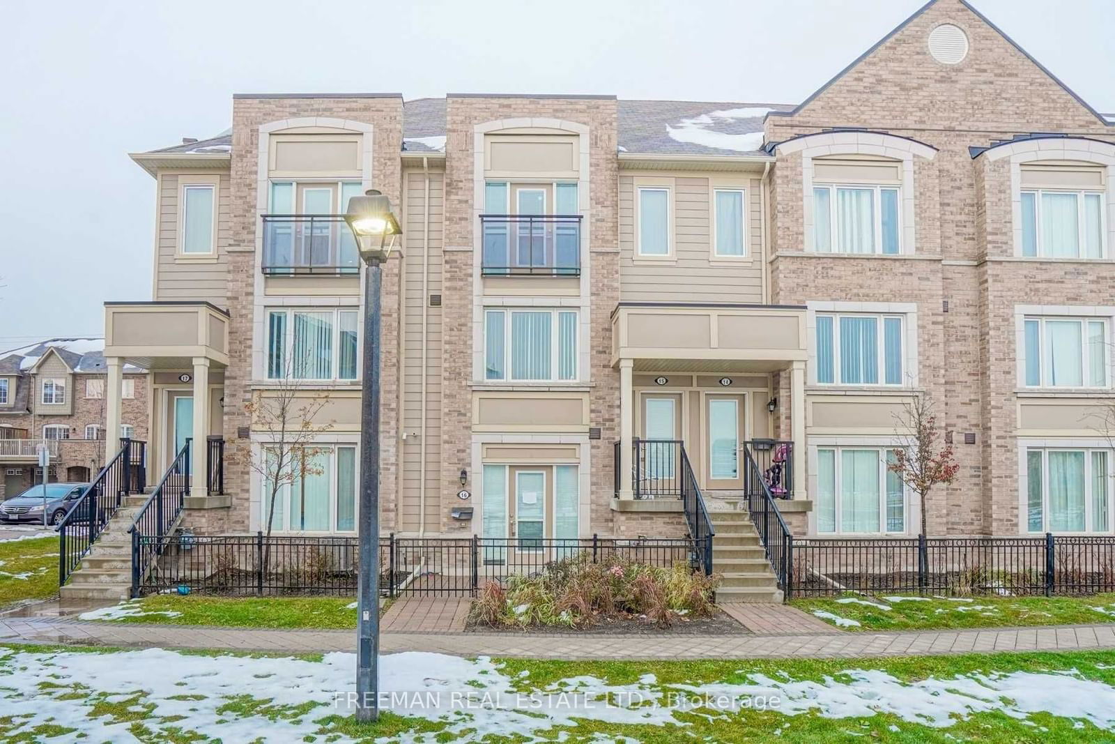 3135 Boxford Cres, unit 16 for rent