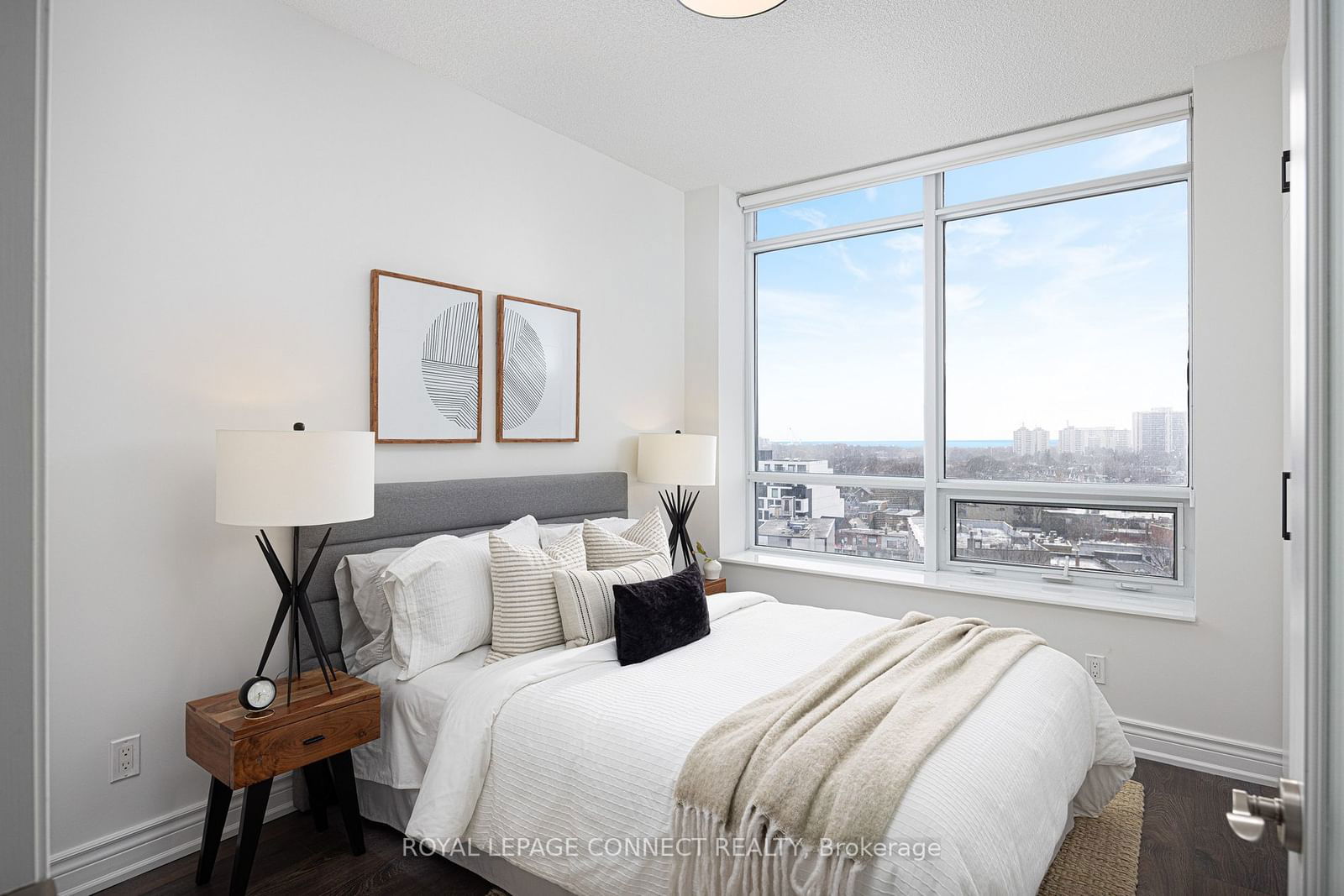 61 Heintzman St, unit 1119 for sale