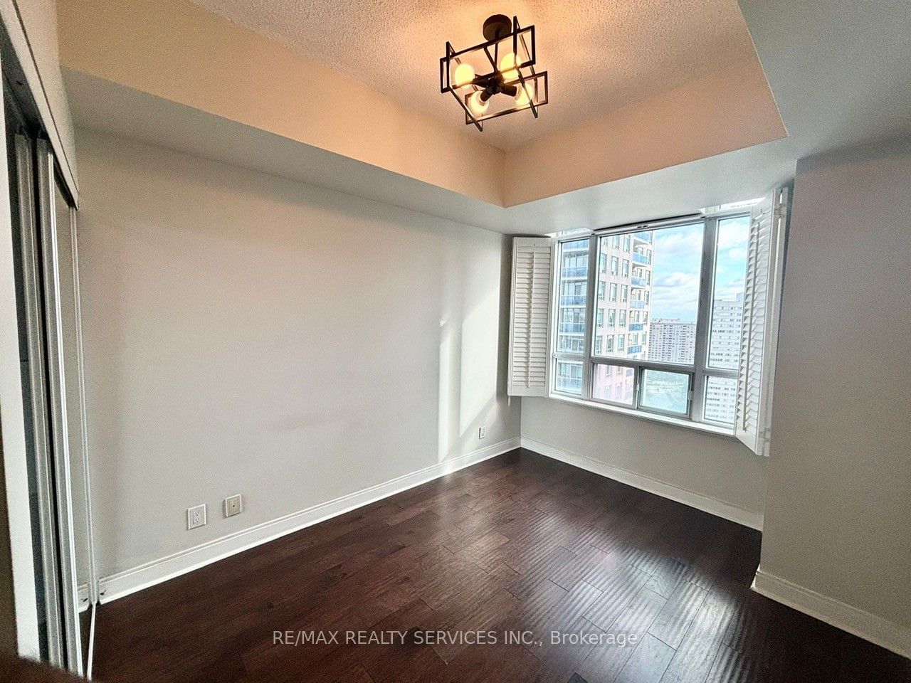 80 Absolute Ave, unit 1904 for rent