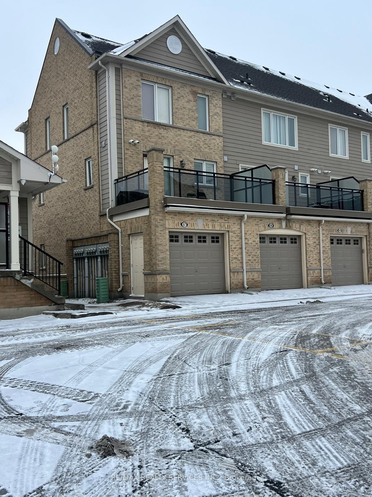 60 Fairwood Circ, unit 97 for rent