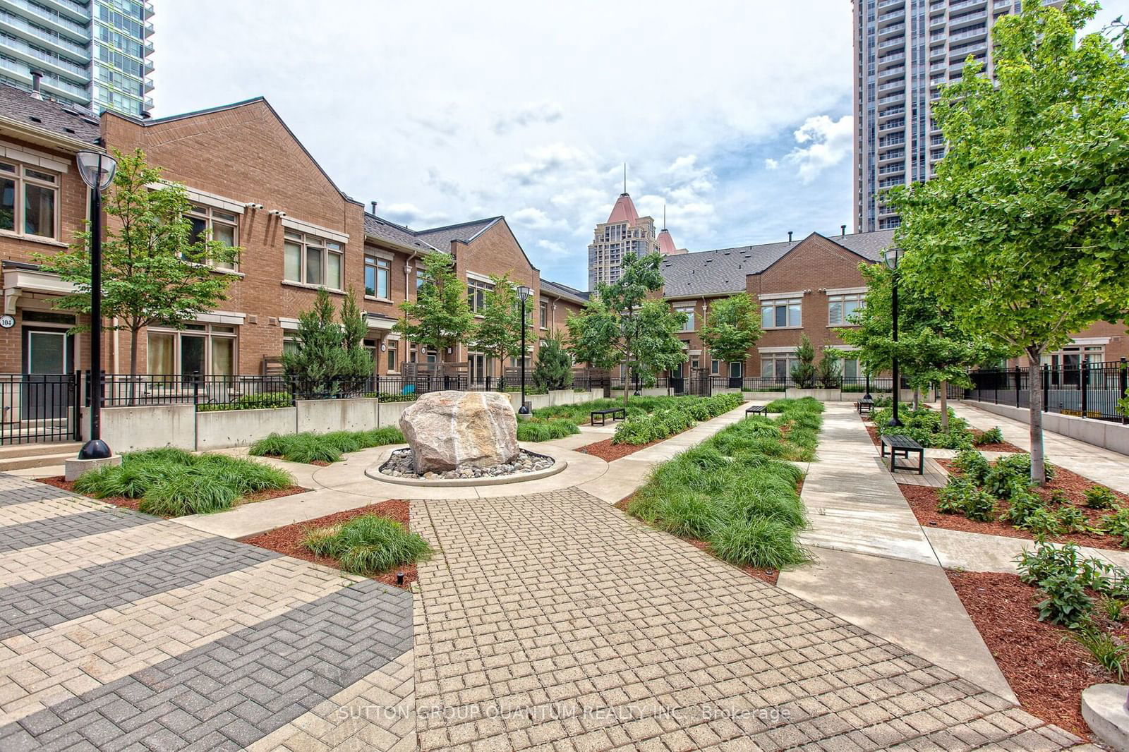 Chicago Condos, Mississauga, Toronto