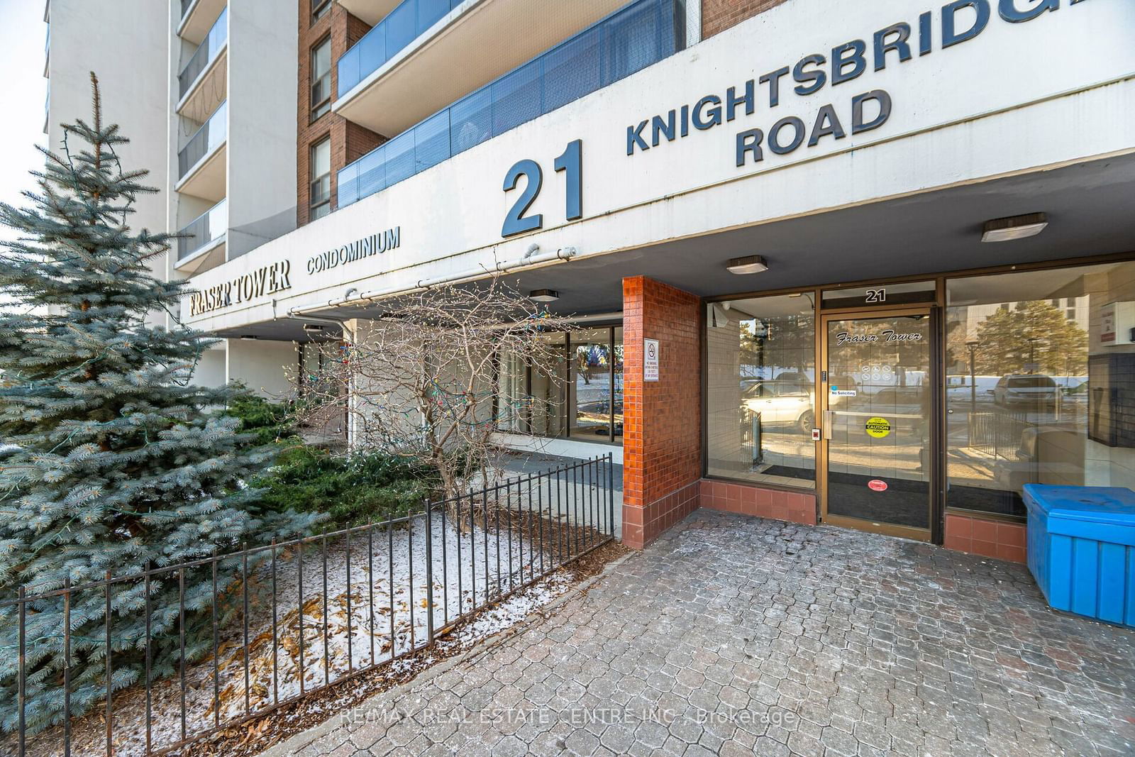 21 Knightsbridge Rd, unit 1808 for sale