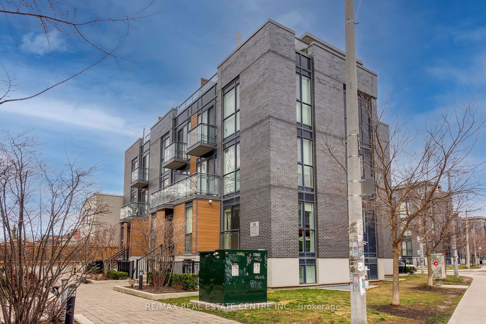 Wallace Walk Townhomes, West End, Toronto