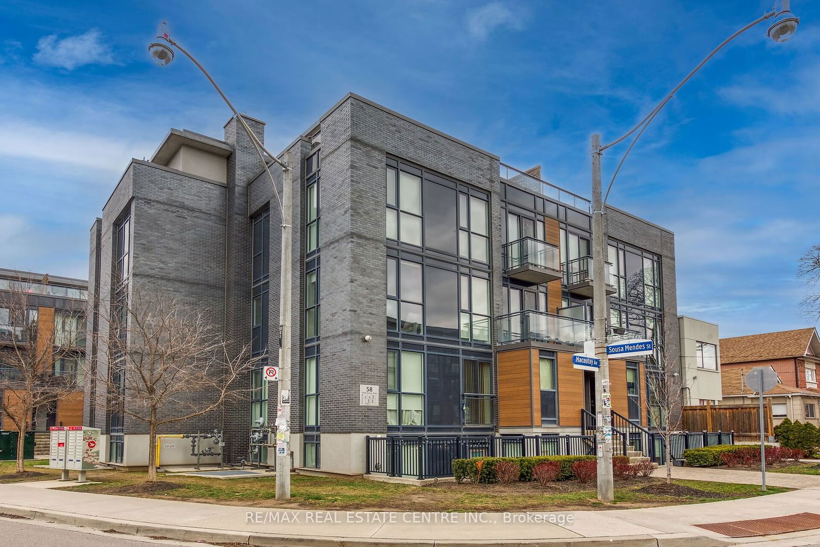 Wallace Walk Townhomes, West End, Toronto