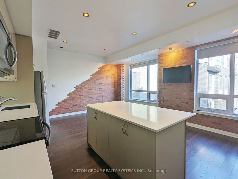 670 Atwater Ave, unit 12 for rent