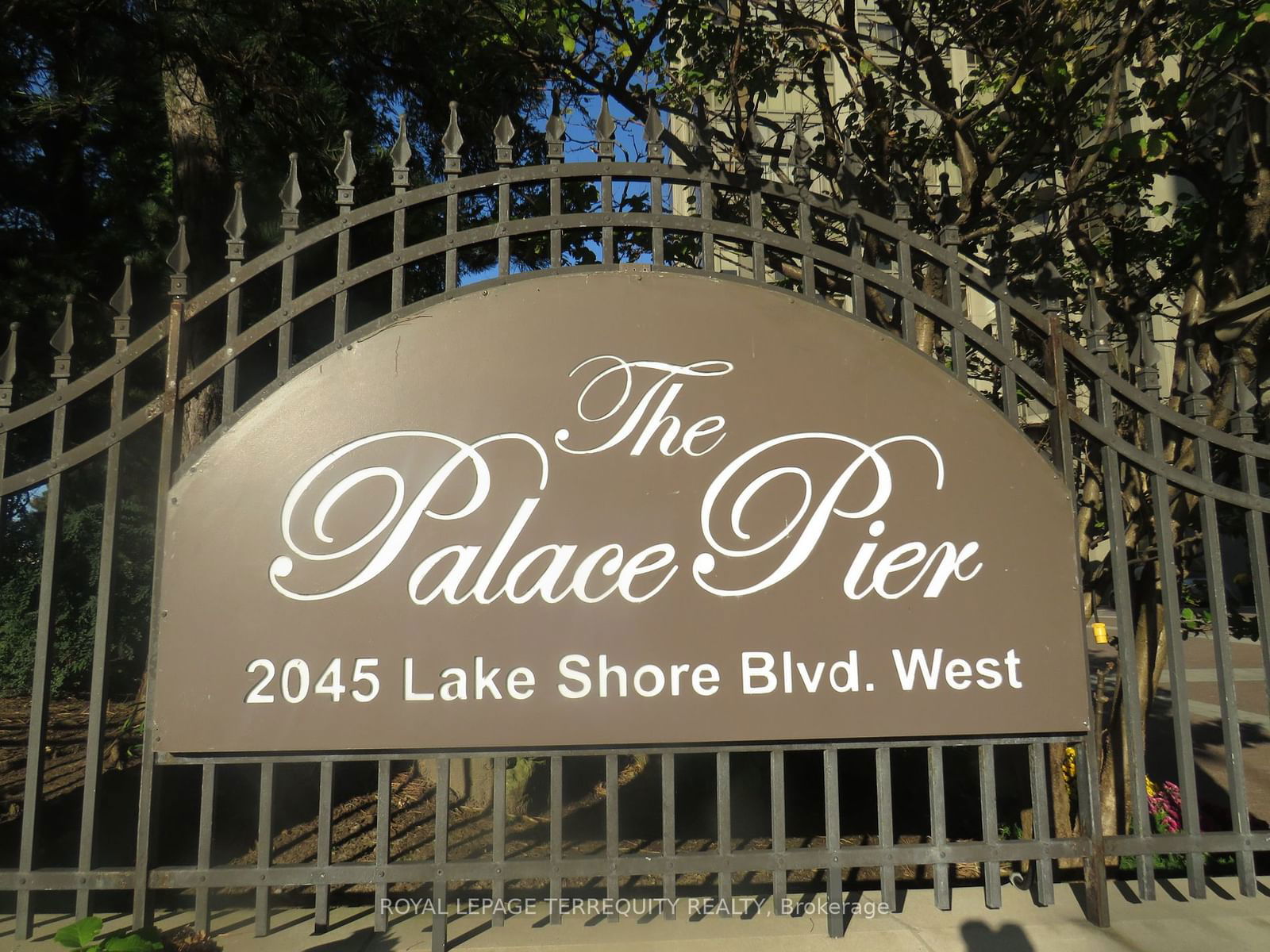 The Palace Pier Condos, Etobicoke, Toronto