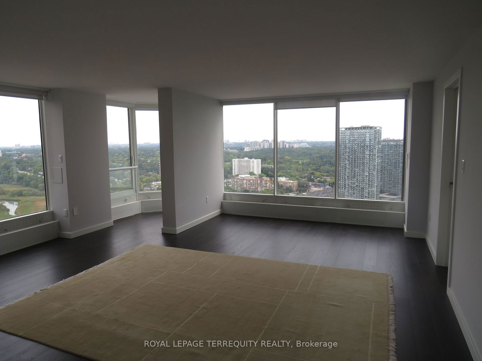 2045 Lakeshore Blvd W, unit 3305 for sale