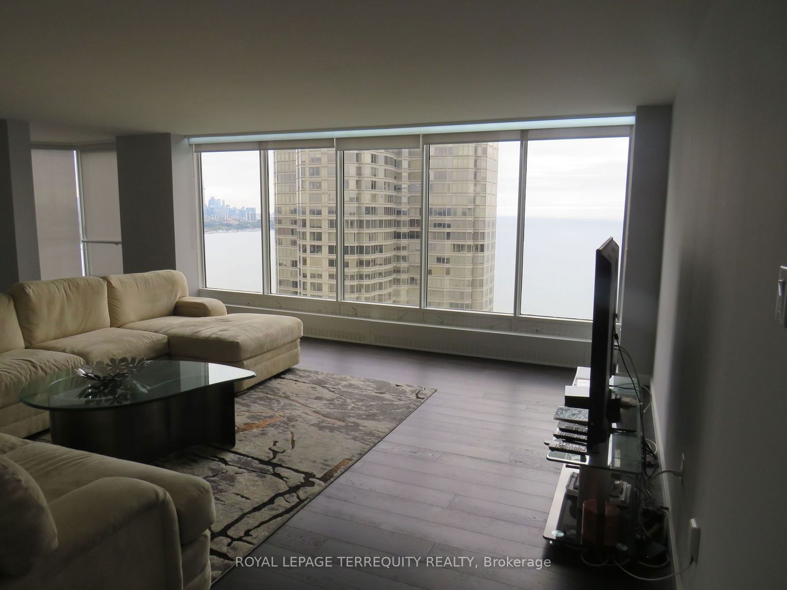 2045 Lakeshore Blvd W, unit 3305 for sale