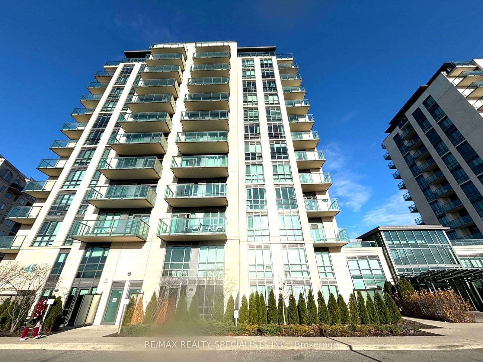 The Clarington Condos, Brampton, Toronto