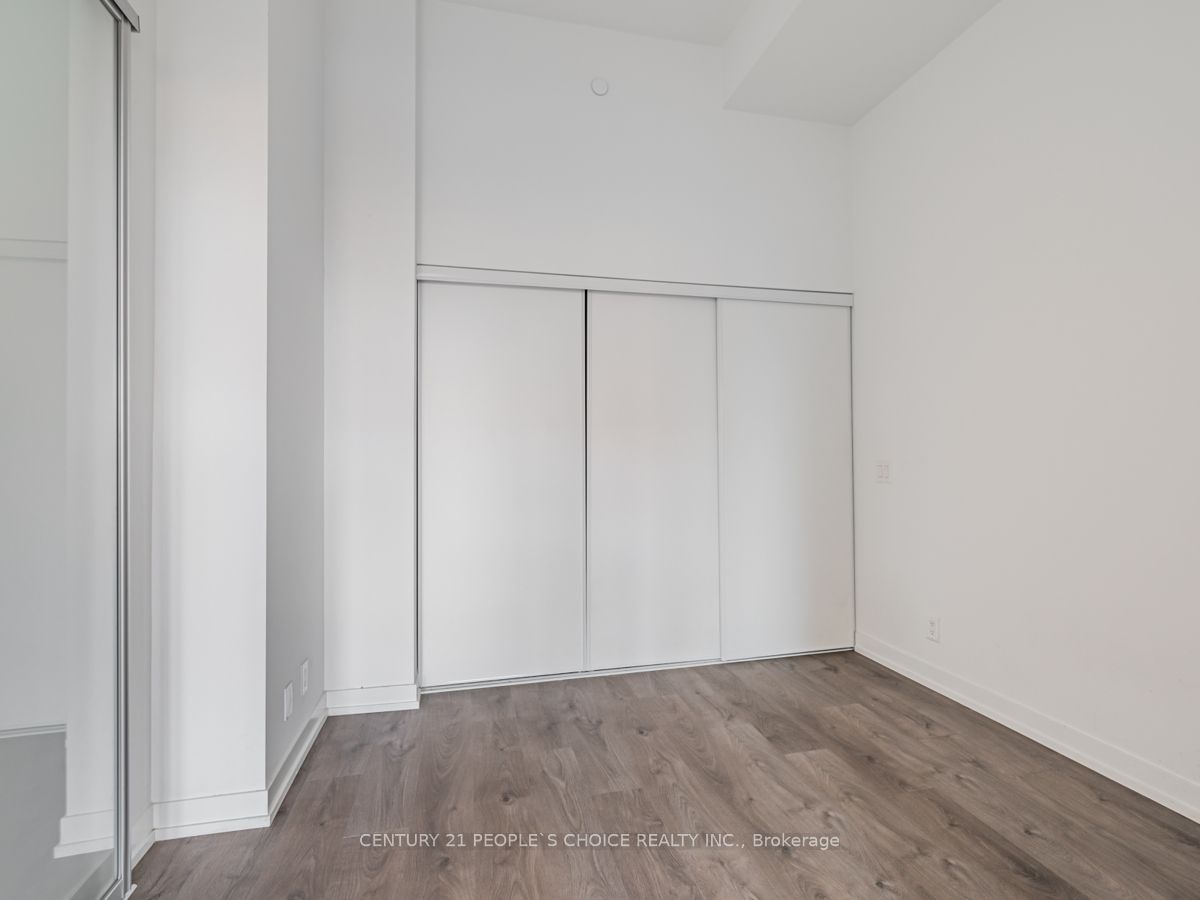 270 Dufferin St, unit 218 for rent