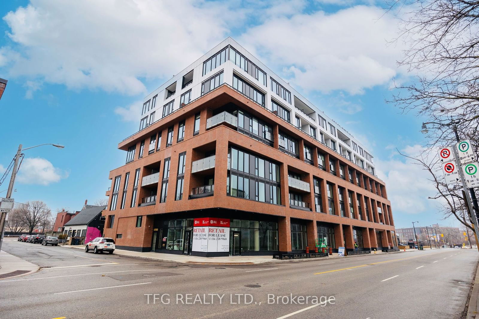 2720 Dundas St W, unit 810 for sale