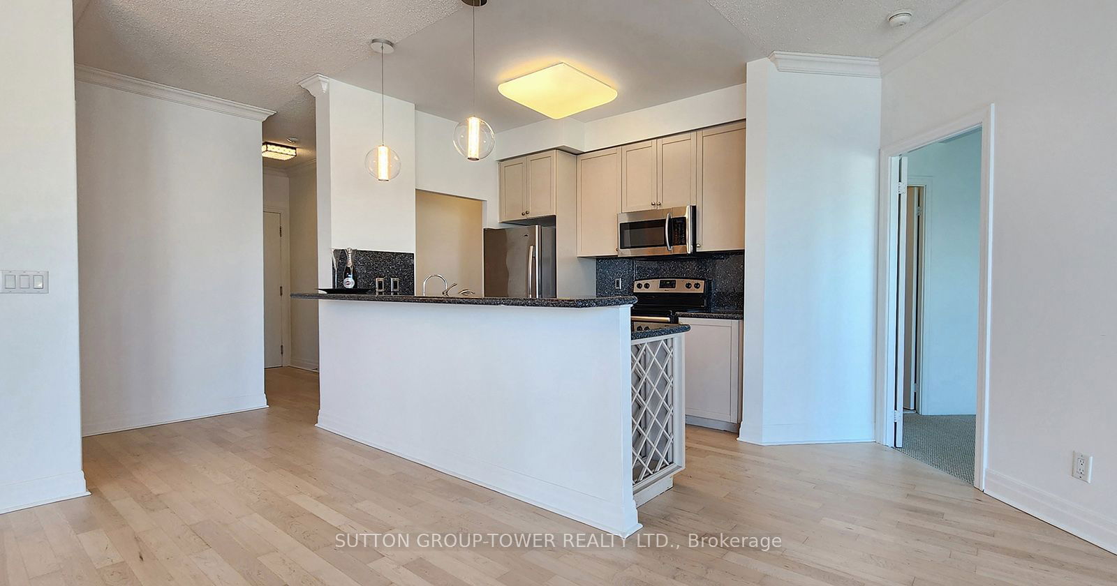 Voyager I at Waterview Condos, Etobicoke, Toronto