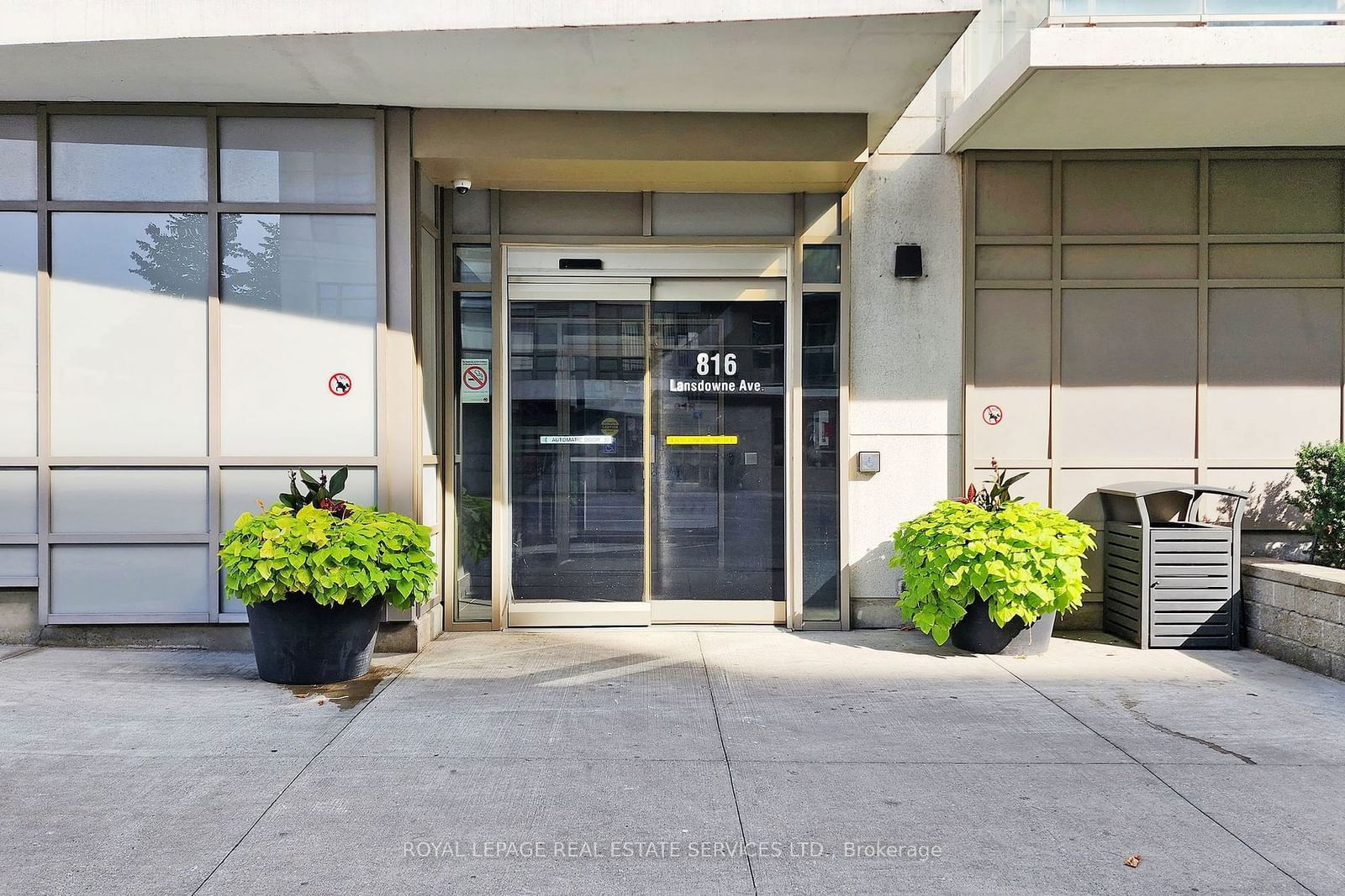 816 LANSDOWNE Ave, unit 813 for rent