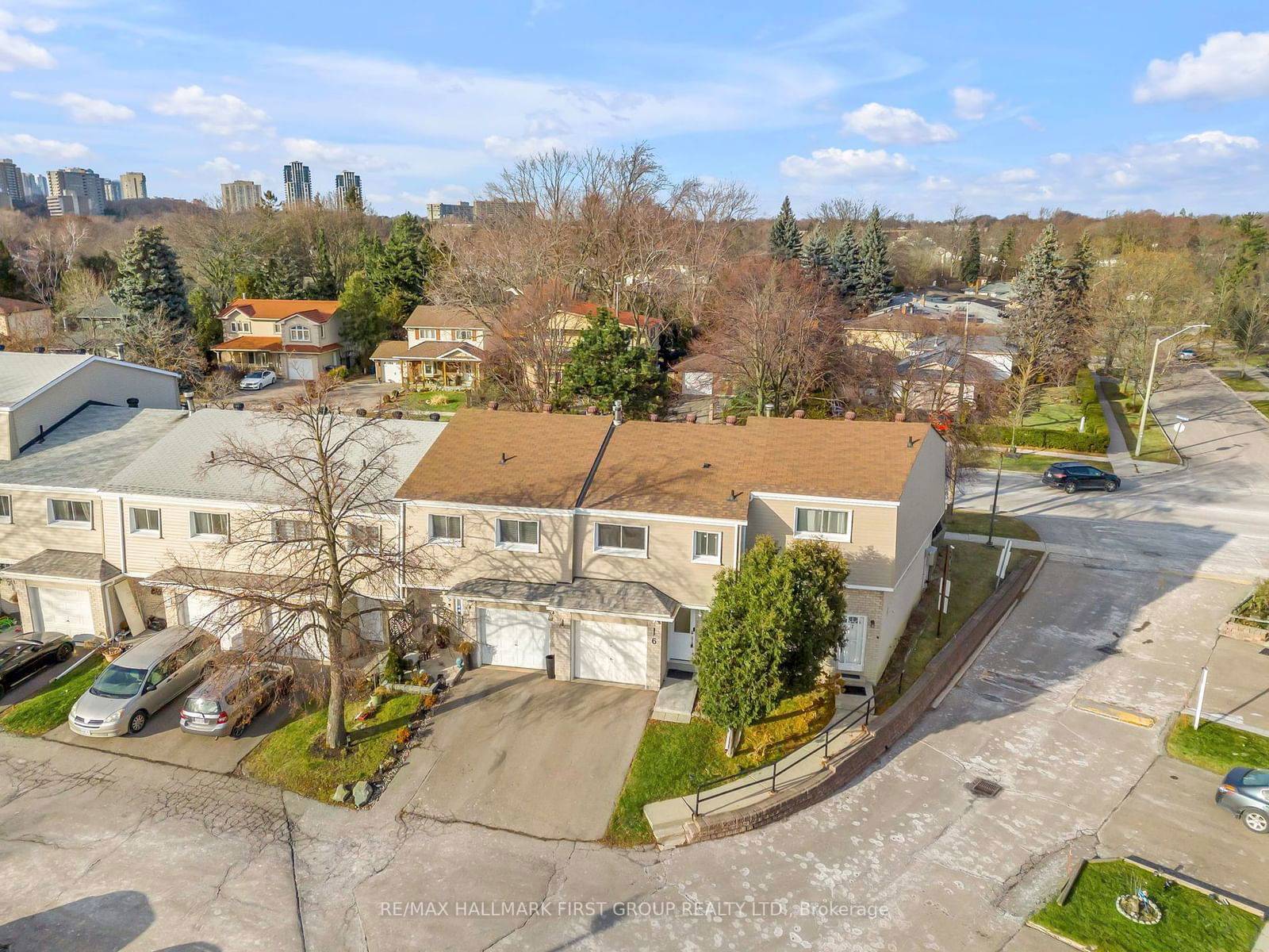 400 Mississauga Valley Townhomes, Mississauga, Toronto