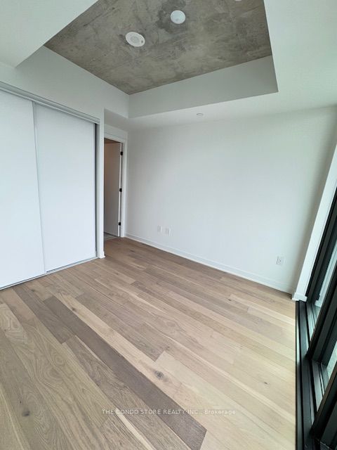 2625 Dundas St W, unit 504 for rent