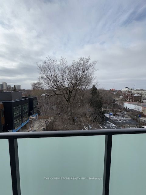 2625 Dundas St W, unit 504 for rent