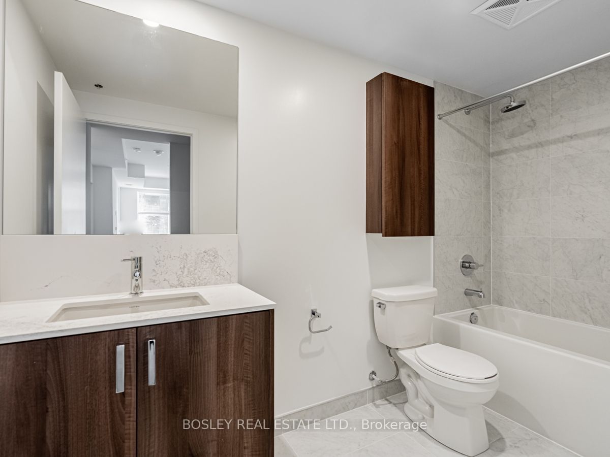 1787 St Clair Ave W, unit 212 for rent