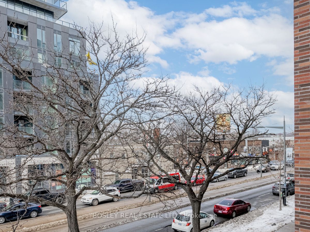 1787 St Clair Ave W, unit 212 for rent