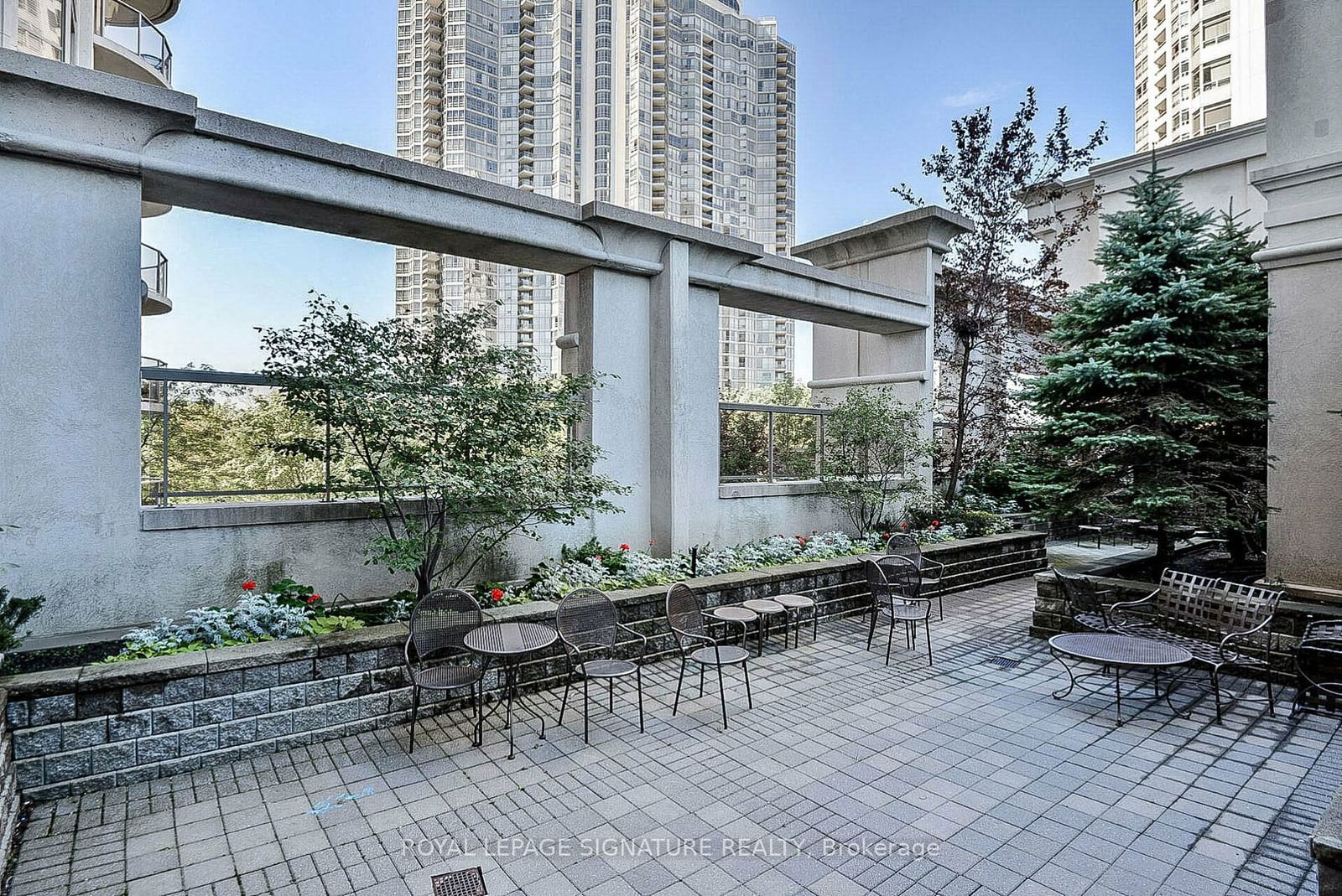 35 Kingsbridge Garden Circ, unit 1705 for sale